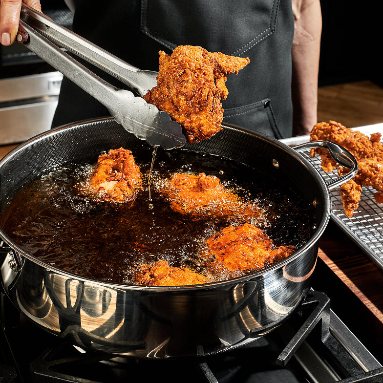 6.6 Litre Hybrid Deep Sauté Pan/Chicken Fryer with Lid