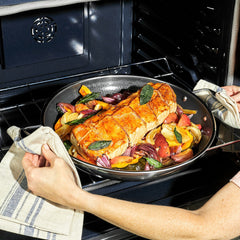 35cm HexClad Hybrid Pan with Lid