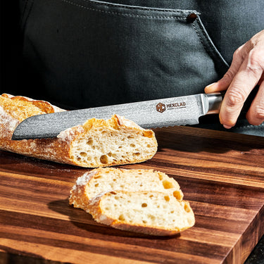 Damascus Steel 20 cm Serrated Bread Knife